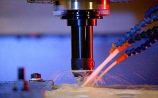 为什么机床加工中要使用切削液？