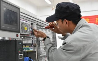 数控车床有哪些特点？数控车床发生故障排除方法