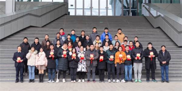华中科技大学激光加工国家工程研究中心《大功率半导体激光研究室第七届年终学术交流会》圆满举行  第1张