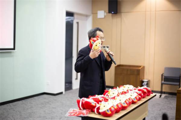 华中科技大学激光加工国家工程研究中心《大功率半导体激光研究室第七届年终学术交流会》圆满举行  第2张